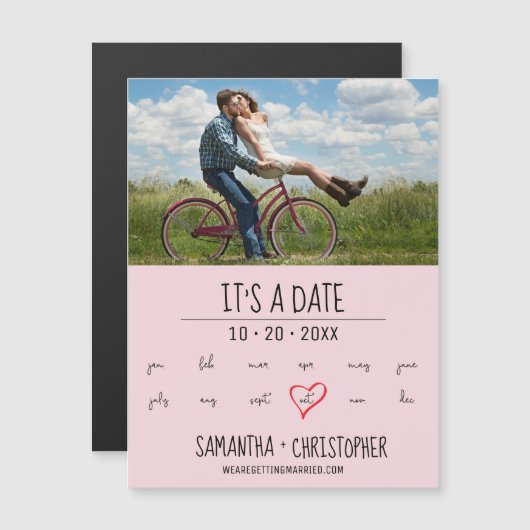 Roze Het is een Date Custom Photo Verloving Magnetische Uitnodiging (Voorkant / Achterkant)