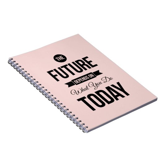 Roze het toekomstige Inspirerend citaat Notitieboek (Rechterzijde)