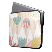 Roze hete luchtballon en bergscène laptop sleeve (Voorkant Links)