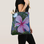 Roze hibiscus flower en blauw strandtapijt tas (Dichtbij)