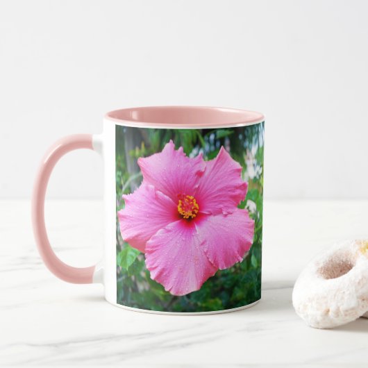 Roze Hibiscus-ventilator op de boom, Mok (Met donut)