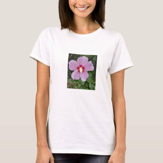 Roze Hibiscus Vrouwen T-shirt (Voorkant)