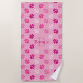 Roze hond plakt Prints met een monogram en naam Strandlaken (Voorkant)