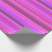 Roze horizontale strepen cadeaupapier (Hoek)