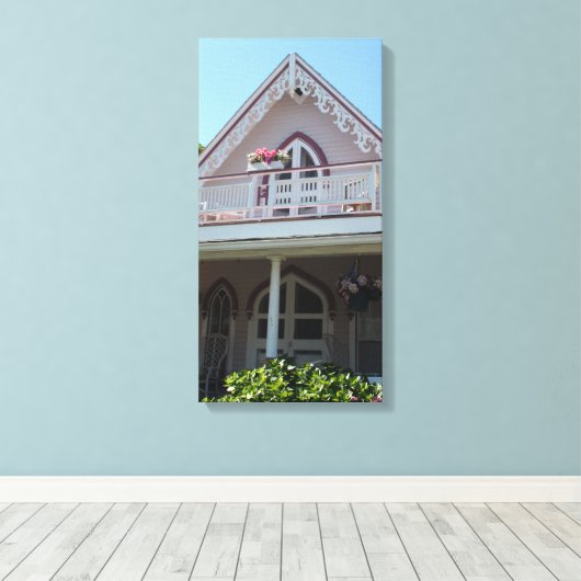 Roze huis in Martha's wijntuin Canvas Afdruk (Insitu (Houten vloer))