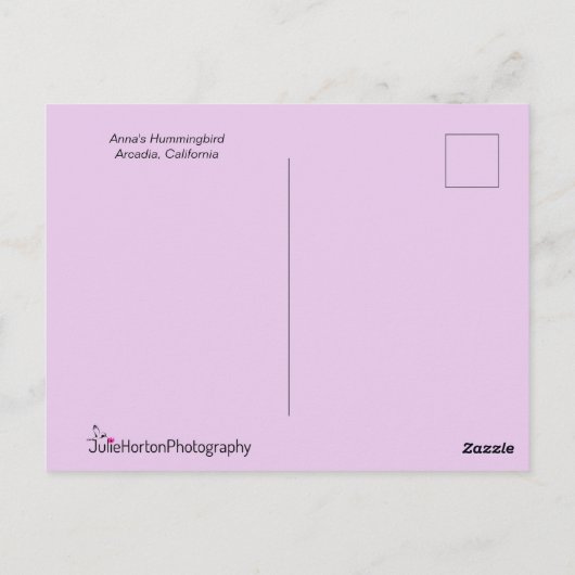 Roze Hummingbird Posing in Flight Briefkaart (Achterkant)