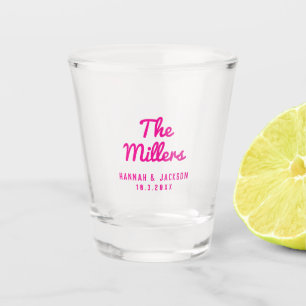 Roze huwelijksfavoriet achternaam gepersonaliseerd shot glas