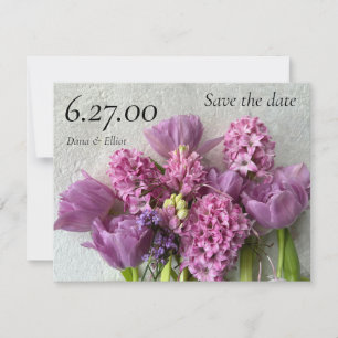 Roze hyacinths en tulips arrangement save the date
