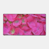 Roze Hydrangea Bloemblaadjes Desk Mat (Voorkant)