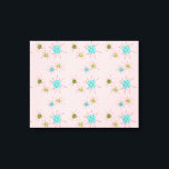 Roze Iconische atoomstakken Stretted Canvas Afdruk<br><div class="desc">Dit roze iconische Atomic Starbursts Stretched Canvas Print patroon beschikt over iconische atoomstarbursts. Dat klopt! De oude school, First Lady Roze gekleurde achtergrond met gouden spikkels is de perfecte achtergrond voor de levendige turquoise, rustgevende selderij en kitschy peer groen gekleurde cirkels. De vlekken van kleur worden sporadisch geplaatst in verschillende...</div>