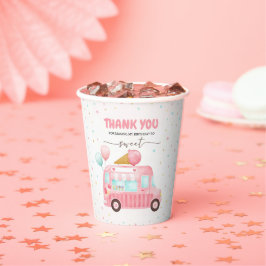 Roze ijsklok hier is de zondebok. papieren bekers