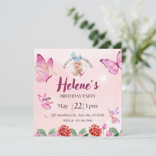 Roze Illustratieve Vlinder Verjaardag Uitnodiging (Staand voorkant)