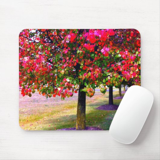 Roze impressionistische herfstbomen muismat (Met muis)