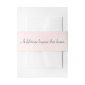 Roze in reliëf met de uitnodiging van het Citaat v Uitnodigingen Wikkel (Voorkant Voorbeeld)