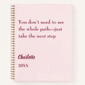 Roze inspirerende doel citaat notitieboek (Voorkant)