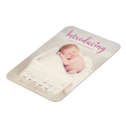 Roze Introductie Script Elegant Baby Girl Newborn Magneet (Linkerzijde)