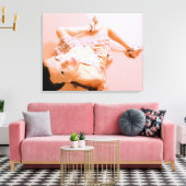 roze jurk met doek canvas afdruk (Insitu (Woonkamer))