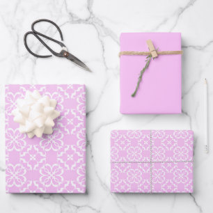 Roze kant en wit bloemmotief roosterpatroon inpakpapier vel