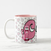 Roze kat Monogrammed Letter C en Name Kinder Tweekleurige Koffiemok (Links)