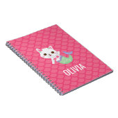 Roze kat roze schalen voor ormaïde zeemeermin, op  notitieboek (Rechterzijde)