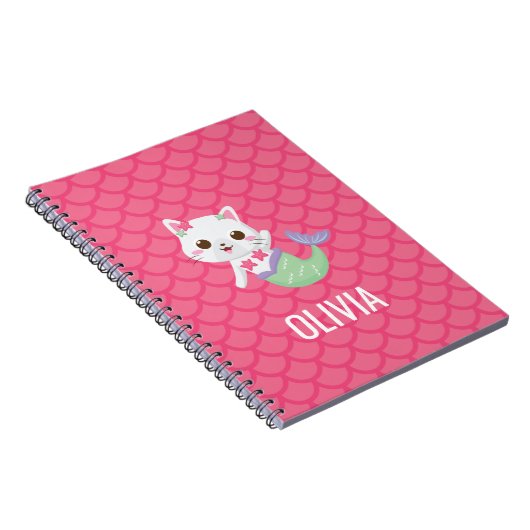 Roze kat roze schalen voor ormaïde zeemeermin, op  notitieboek (Rechterzijde)