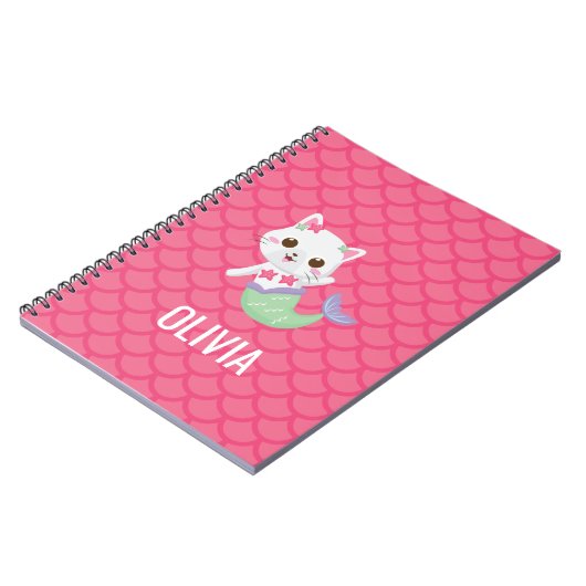 Roze kat roze schalen voor ormaïde zeemeermin, op  notitieboek (Linkerzijde)