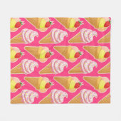 Roze Kawaii-patroon met aardbeienijs Fleece Deken (Voorkant (Horizontaal))