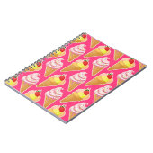 Roze Kawaii-patroon met aardbeienijs Notitieboek (Linkerzijde)