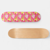 Roze Kawaii-patroon met aardbeienijs Persoonlijk Skateboard (Horizontaal)