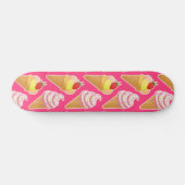 Roze Kawaii-patroon met aardbeienijs Persoonlijk Skateboard (Horizontaal)
