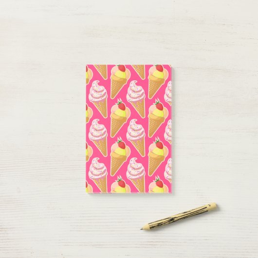 Roze Kawaii-patroon met aardbeienijs Post-it® Notes (Op bureau)