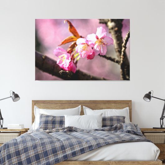 Roze Keroza bloesems aan een boom in de lente Canvas Afdruk (Insitu (Slaapkamer))