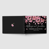 Roze kersenbloesems op zwarte bruiloft gastenboek (Volledig)