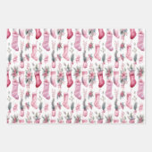 Roze kerstverpakking met kousen dennentak inpakpapier vel (Voorkant 3)