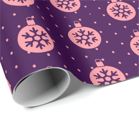 Roze kerstversiering op de Paarse moderne vakantie Cadeaupapier (Rol Hoek)