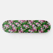 Roze kikker op groen blad patroon ontwerp persoonlijk skateboard (Horizontaal)