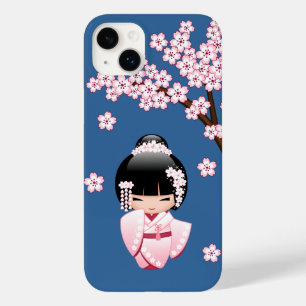 Roze Kimono Kawaii Kokeshi Pop met Blauwe achtergr Case-Mate iPhone 14 Plus Hoesje