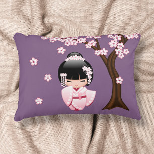 Roze Kimono Kawaii Kokeshi Pop op Paars Accent Kussen