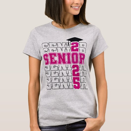 Roze Klasse van het Senior Afstuderen 2025 T-shirt (Voorkant)