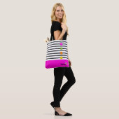 Roze kleurige strepen tote bag (Op model)
