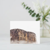 Roze klif stijgend boven wolken briefkaart (Staand voorkant)