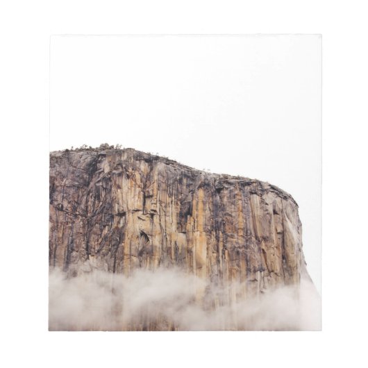 Roze klif stijgend boven wolken notitieblok (Voorkant)