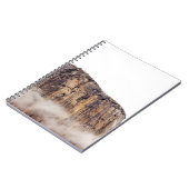 Roze klif stijgend boven wolken notitieboek (Linkerzijde)