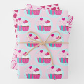 Roze koekjes en harten inpakpapier vel (In situ)