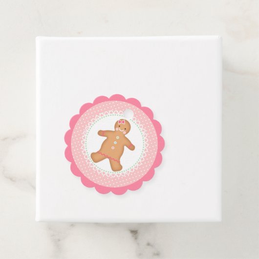 Roze koekjesbrood met koekjes en koekjes bedankjes labels (In situ)