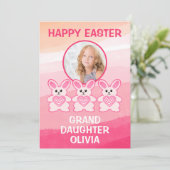 Roze Konijn Kleindochter Foto Pasen Feestdagenkaart (Staand voorkant)