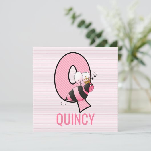 Roze Koningin Bee Brief Q Kinderen Birthday Partij Kaart (Staand voorkant)