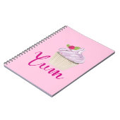 Roze kookcake Yum! Notitieboek (Linkerzijde)