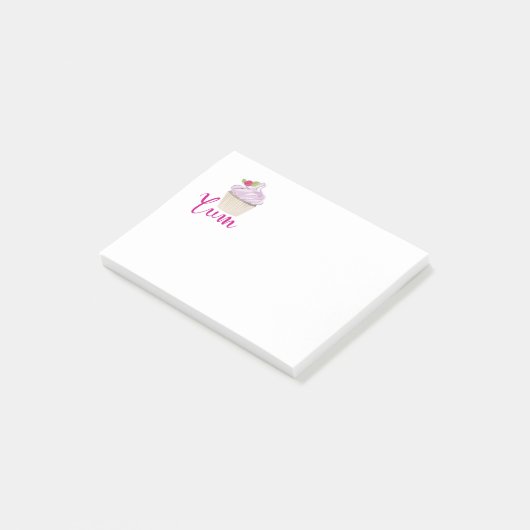 Roze kookcake Yum! Post-it® Notes (Schuin)