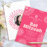 Roze Koraal Bat Mitswa Foto Bold Starburst Groovy Kaart<br><div class="desc">Wees trots, verheug je en toon deze mijlpaal van je favoriete Bat Mitswa met deze leuke, trendy, groovy, gepersonaliseerde uitnodiging! Retro witte en blush roze bloem starbursts met Stars of David, evenals gedurfde moderne blush roze en wit zonder serif typografie, bedekken een heldere koraal roze achtergrond. Op de achterkant, de...</div>